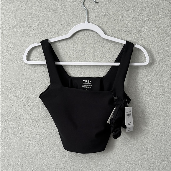 Abercrombie & Fitch Tops - 🆕 NWT Abercrombie & Fitch YPB sculptLUX Top